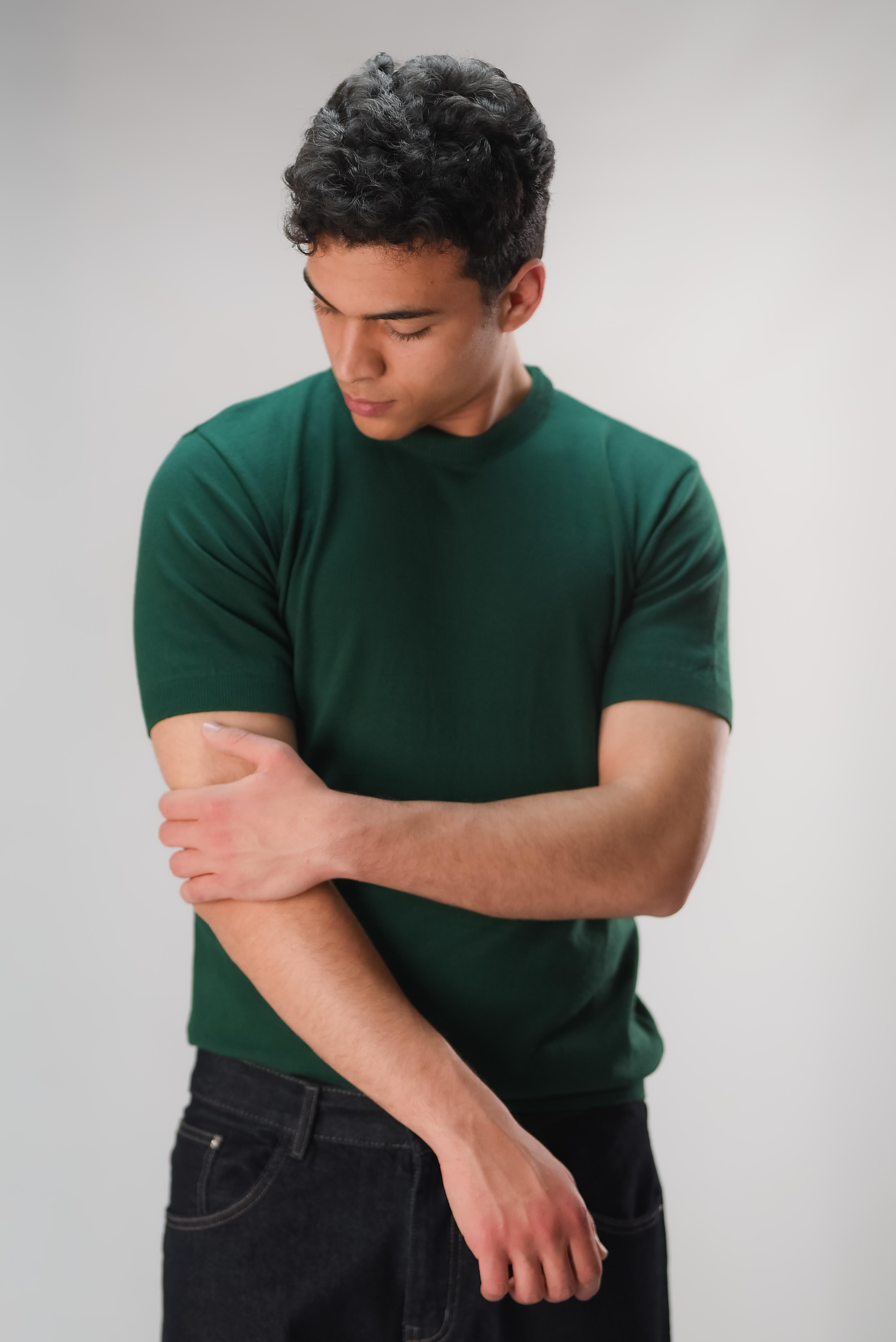 Groomi Knit T-shirt (solid)