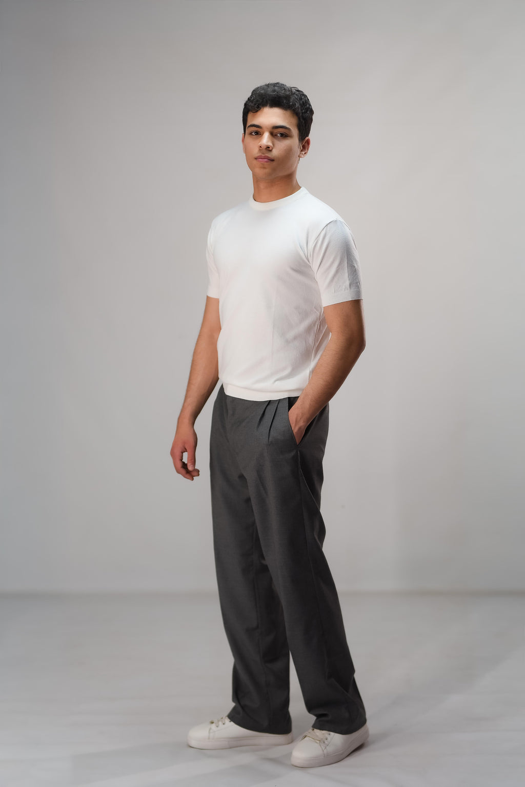 Groomi Knit T-shirt (solid)